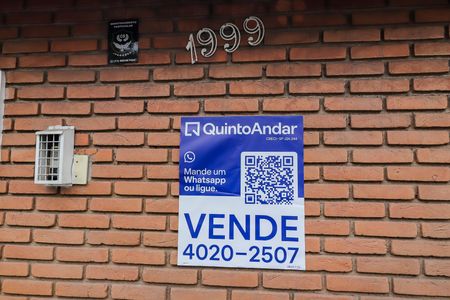 Casa à venda com 320m², 3 quartos e 5 vagasPlaquinha - Cód. HBJM-1112