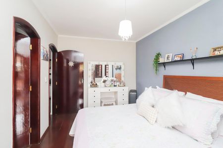 Casa à venda com 320m², 3 quartos e 5 vagasQuarto 1 - Suíte