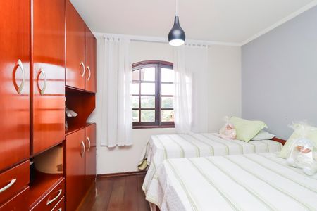 Casa à venda com 320m², 3 quartos e 5 vagasQuarto 2
