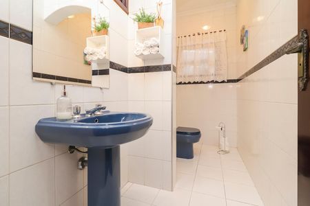 Casa à venda com 320m², 3 quartos e 5 vagasLavabo