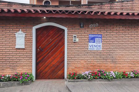 Casa à venda com 320m², 3 quartos e 5 vagasFachada