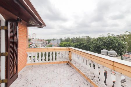 Casa à venda com 320m², 3 quartos e 5 vagasVaranda do Quarto 3