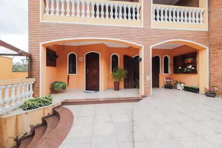 Casa à venda com 320m², 3 quartos e 5 vagasEntrada
