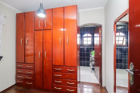 Casa à venda com 320m², 3 quartos e 5 vagasCloset da suíte 1