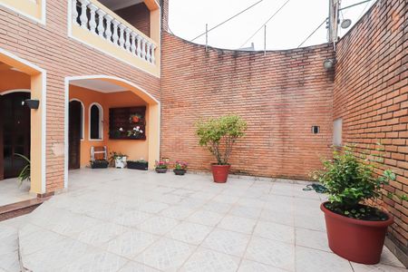Casa à venda com 320m², 3 quartos e 5 vagasEntrada