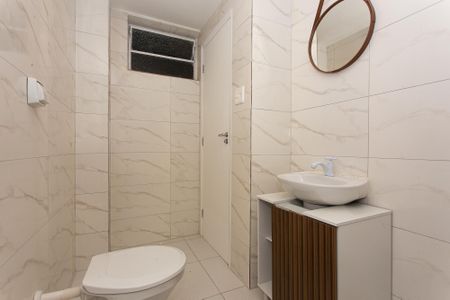 Apartamento à venda com 98m², 3 quartos e 1 vaga Apartamento à venda com 98m², 3 quartos e 1 vagaBanheiro da Suíte