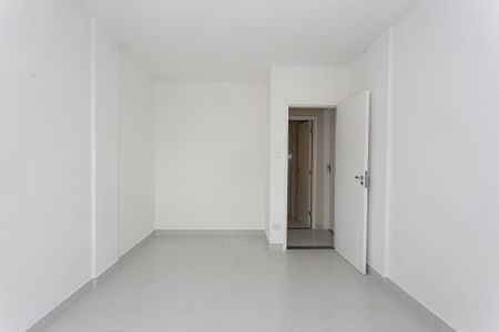 Apartamento à venda com 98m², 3 quartos e 1 vaga Apartamento à venda com 98m², 3 quartos e 1 vagaSuíte