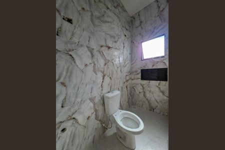 Banheiro de casa para alugar com 3 quartos, 85m² em Jardim das Flores, Suzano