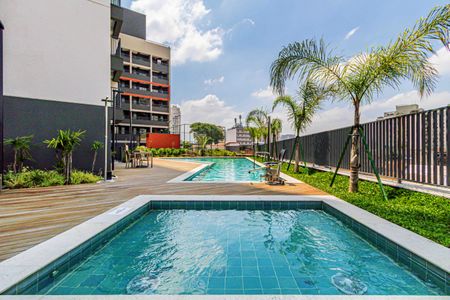 Apartamento para alugar com 33m², 1 quarto e sem vagaÁrea comum - Piscina