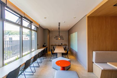Apartamento para alugar com 33m², 1 quarto e sem vagaÁrea comum - Coworking