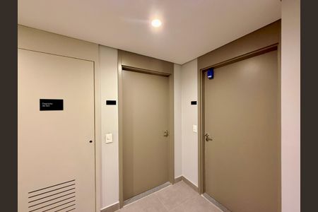 Studio à venda com 30m², 0 quarto e sem vagaHall Apartamento 