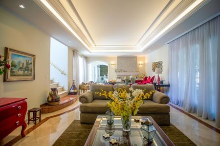 Casa à venda com 6 quartos, 1296m² em Super Quadra Morumbi, São Paulo