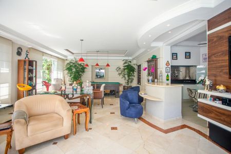 Casa à venda com 6 quartos, 1296m² em Super Quadra Morumbi, São Paulo