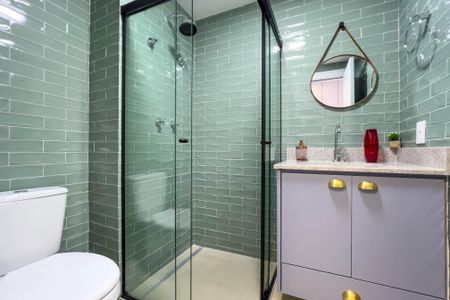 Banheiro de kitnet/studio para alugar com 1 quarto, 28m² em Ipiranga, São Paulo