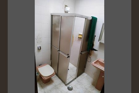 Casa à venda com 3 quartos, 320m² em Parque Peruche, São Paulo