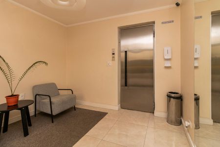 Apartamento à venda com 3 quartos, 84m² em Vila Romana, São Paulo