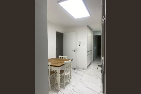 Apartamento à venda com 3 quartos, 154m² em Bela Vista, São Paulo