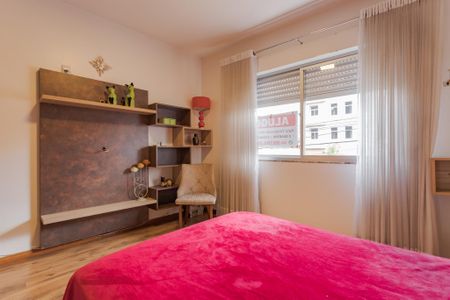 Quarto 1 de apartamento para alugar com 2 quartos, 95m² em Floresta, Porto Alegre