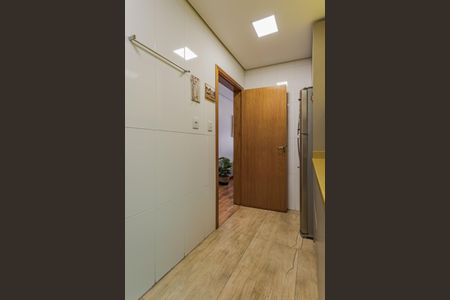 Apartamento para alugar com 95m², 2 quartos e sem vaga Apartamento para alugar com 95m², 2 quartos e sem vagaCozinha e Área de Serviço