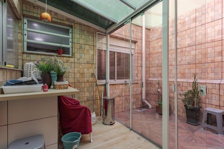 Apartamento para alugar com 95m², 2 quartos e sem vaga Apartamento para alugar com 95m², 2 quartos e sem vagaCozinha e Área de Serviço