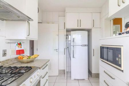 Apartamento à venda com 177m², 3 quartos e 4 vagas