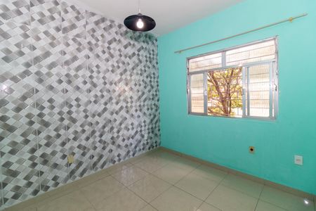 Casa para alugar com 90m², 3 quartos e 1 vaga Casa para alugar com 90m², 3 quartos e 1 vagaQuarto