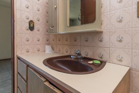 Apartamento à venda com 65m², 2 quartos e 2 vagasBanheiro Social