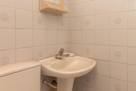Apartamento à venda com 65m², 2 quartos e 2 vagasBanheiro do Quarto 2