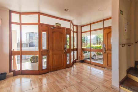 Apartamento à venda com 65m², 2 quartos e 2 vagasHall social