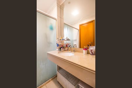Apartamento à venda com 170m², 3 quartos e 2 vagas Apartamento à venda com 170m², 3 quartos e 2 vagasBanheiro da Suíte