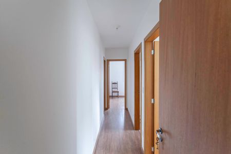 Apartamento à venda com 80m², 3 quartos e 2 vagas Apartamento à venda com 80m², 3 quartos e 2 vagasCorredor