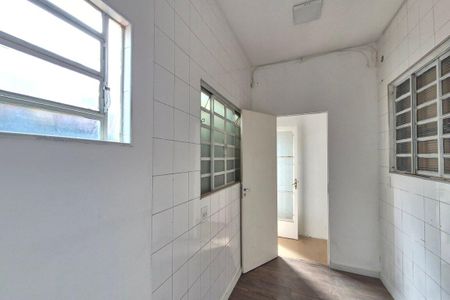 Casa para alugar com 220m², 1 quarto e 1 vaga Casa para alugar com 220m², 1 quarto e 1 vagaCozinha