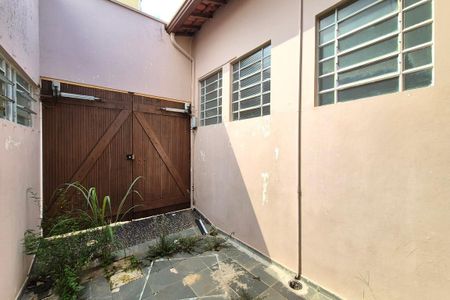 Casa para alugar com 220m², 1 quarto e 1 vaga Casa para alugar com 220m², 1 quarto e 1 vagaGaragem