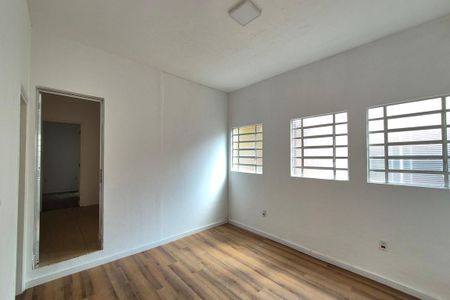 Sala de casa para alugar com 1 quarto, 220m² em Jardim Proença, Campinas