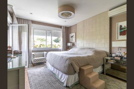 Casa à venda com 4 quartos, 620m² em Brooklin, São Paulo