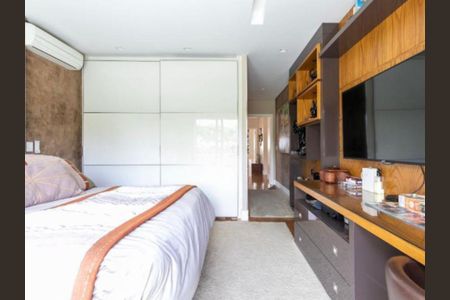 Casa à venda com 4 quartos, 620m² em Brooklin, São Paulo