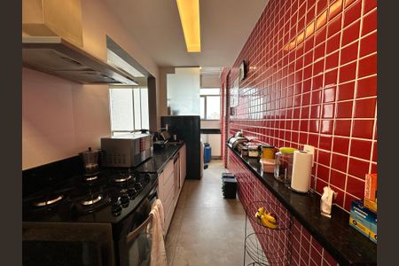 Apartamento à venda com 67m², 2 quartos e 1 vagaCozinha