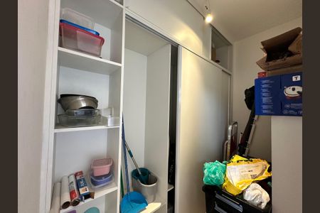 Apartamento à venda com 67m², 2 quartos e 1 vagaÁrea de serviço