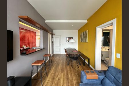 Sala de apartamento à venda com 2 quartos, 67m² em Flamengo, Rio de Janeiro