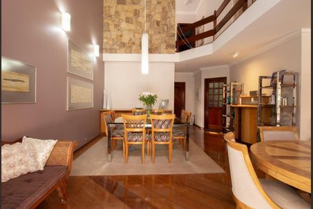 Casa à venda com 14 quartos, 462m² em City América, São Paulo