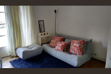 Casa à venda com 3 quartos, 300m² em Indianópolis, São Paulo