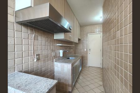 Apartamento para alugar com 70m², 2 quartos e 1 vaga Apartamento para alugar com 70m², 2 quartos e 1 vagaCozinha