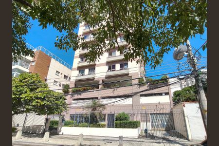 Apartamento para alugar com 70m², 2 quartos e 1 vaga Apartamento para alugar com 70m², 2 quartos e 1 vagaFachada e portaria