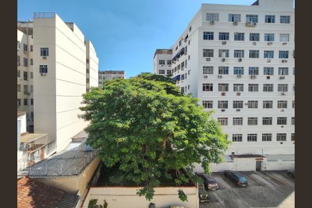 Apartamento para alugar com 70m², 2 quartos e 1 vaga Apartamento para alugar com 70m², 2 quartos e 1 vagaVista do Quarto 2