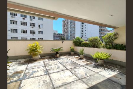 Apartamento para alugar com 70m², 2 quartos e 1 vaga Apartamento para alugar com 70m², 2 quartos e 1 vagaÁrea comum - Playground