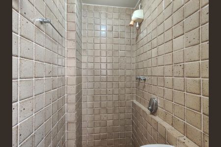Apartamento para alugar com 70m², 2 quartos e 1 vaga Apartamento para alugar com 70m², 2 quartos e 1 vagaBanheiro de serviço
