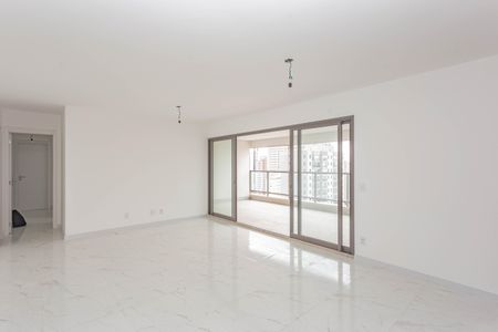 Apartamento à venda com 3 quartos, 131m² em Vila Mariana, São Paulo