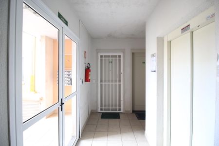 Apartamento à venda com 71m², 2 quartos e 1 vagaCorredor