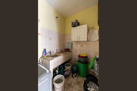 Casa à venda com 150m², 3 quartos e 2 vagas Casa à venda com 150m², 3 quartos e 2 vagasÁrea de Serviço