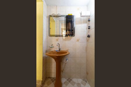 Casa à venda com 150m², 3 quartos e 2 vagas Casa à venda com 150m², 3 quartos e 2 vagasBanheiro 2